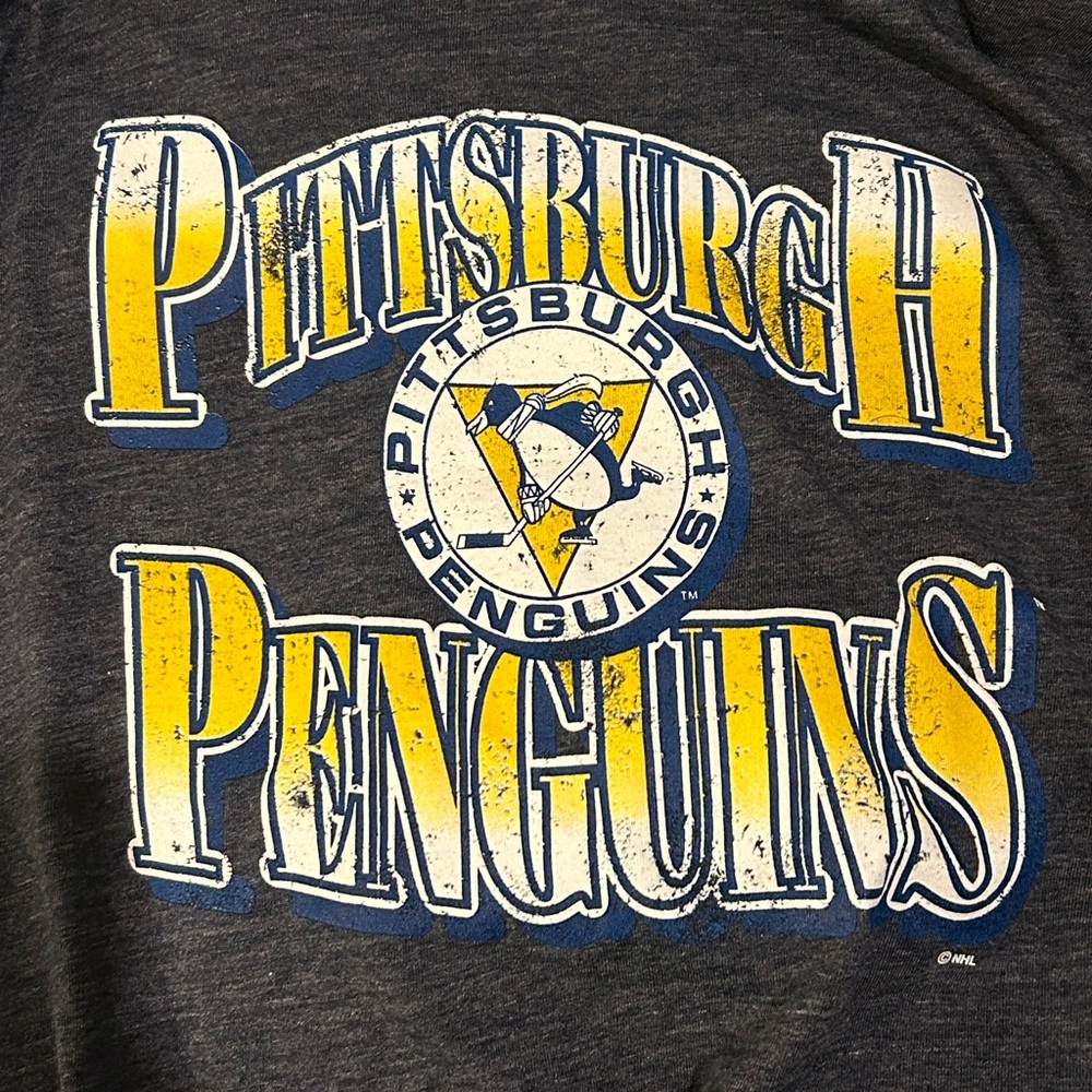 NEW Fanatics Pittsburgh Penguins T-Shirt Size Small Navy Blue - NWT - $30 Retail - Picture 3 of 9